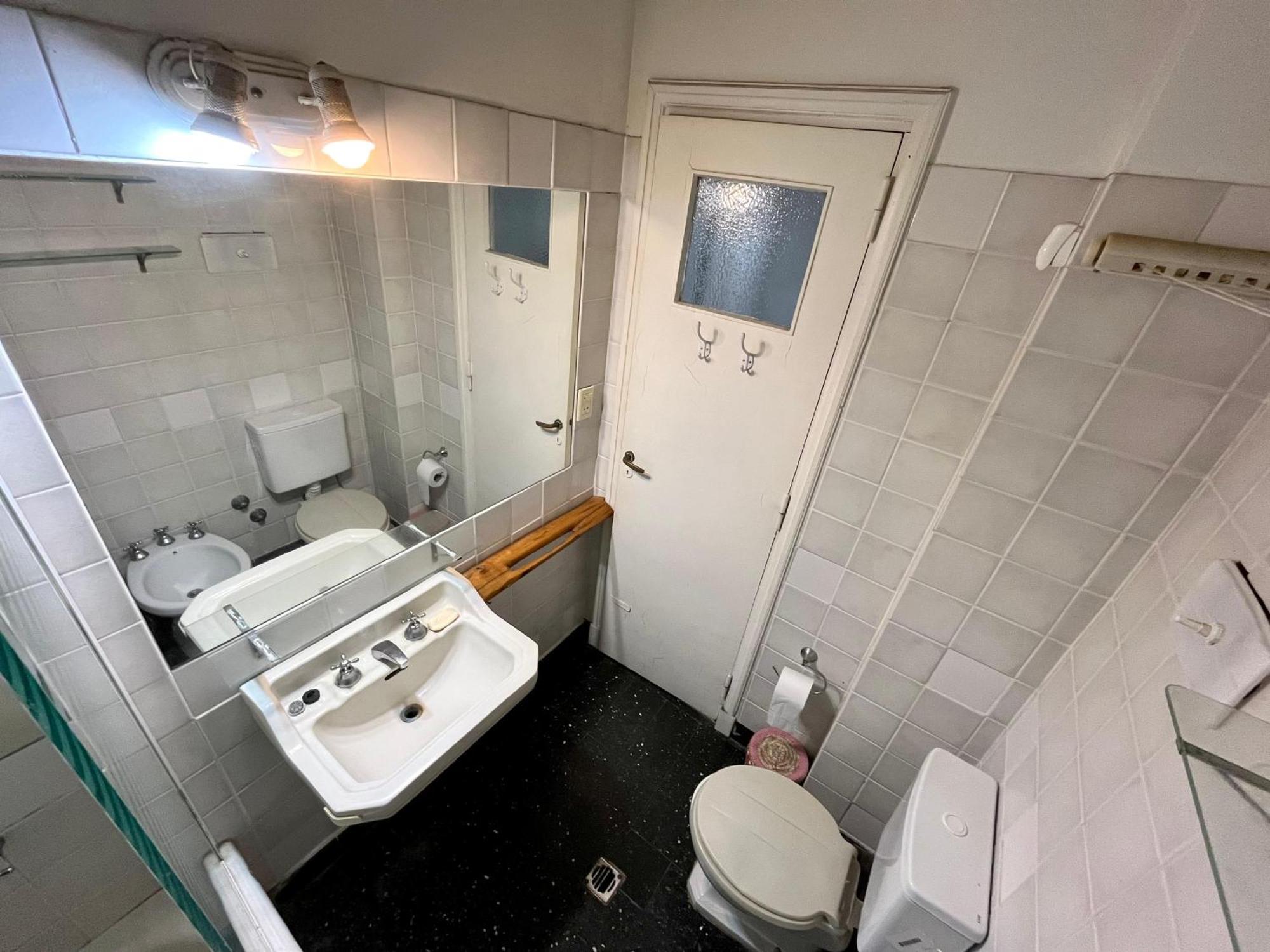 Apartamento Boulevard Maritimo, Frente Al Mar Y Vista A Mejores Playas De Mar Del Plata, A Pasos Del Torreon Y Del Casino